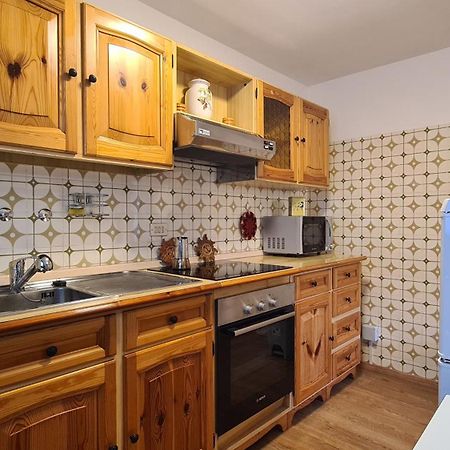 Ferienwohnung Chez Ferdinand Valtournenche Exterior foto