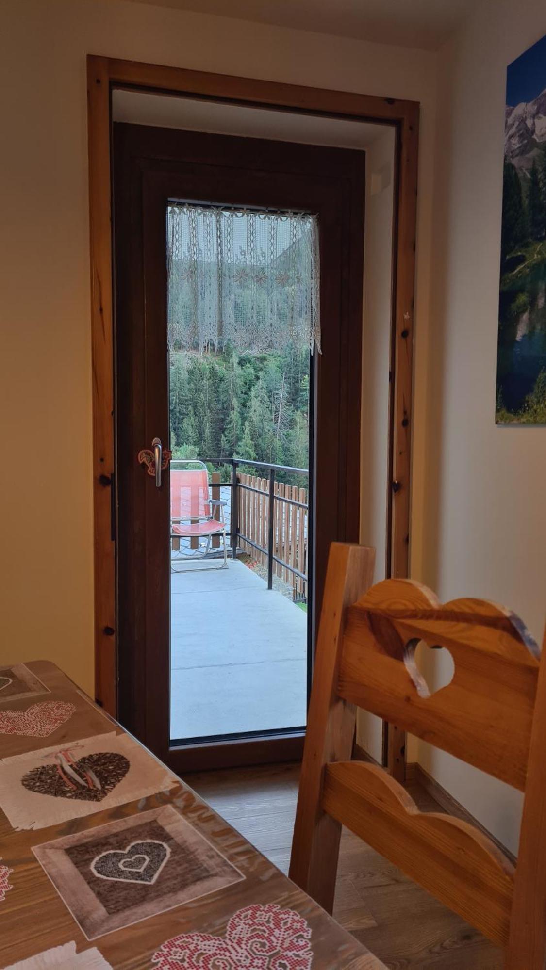 Ferienwohnung Chez Ferdinand Valtournenche Exterior foto